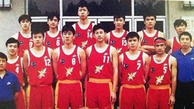当年CBA也曾叫做“甲A联赛”，为何这个名字没有像足球一样叫响？