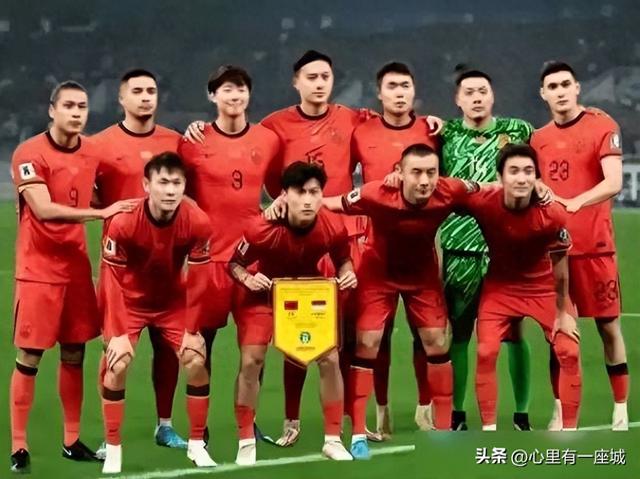 正式确认！国足传来坏消息：北京国安遭重创，球迷质疑声一片
