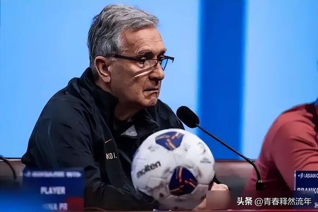绝了！国内媒体曝出争议猛料：国足成为大笑话，伊万遭质疑