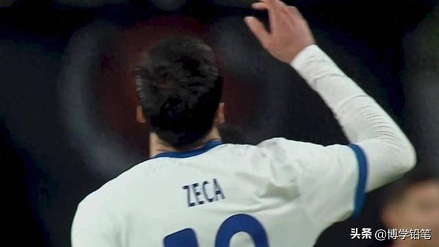 随着国安1-1蓉城，泰山4-3逆转，中超最新积分榜出炉，大连首胜！