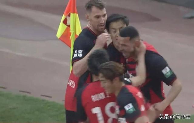 随着广州豹2-0绝杀,陕西3-1,中甲最新积分榜_广州豹第1,苏州第4