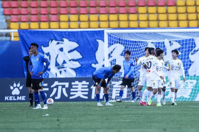 最后6分钟爆发，广州豹两连胜领跑中甲