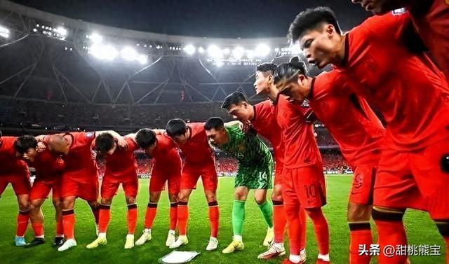 悬崖勒马！国足0-2收获喜讯，连胜印尼+巴林，积12分可出线！
