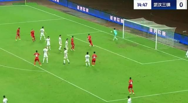 中超-三镇1-3梅州无缘首胜 梅州让1追3邵镤亮超巨失误恩戈姆双响