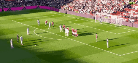 英超丨曼联0-0闷平曼城！埃德森奥纳纳神扑救主
