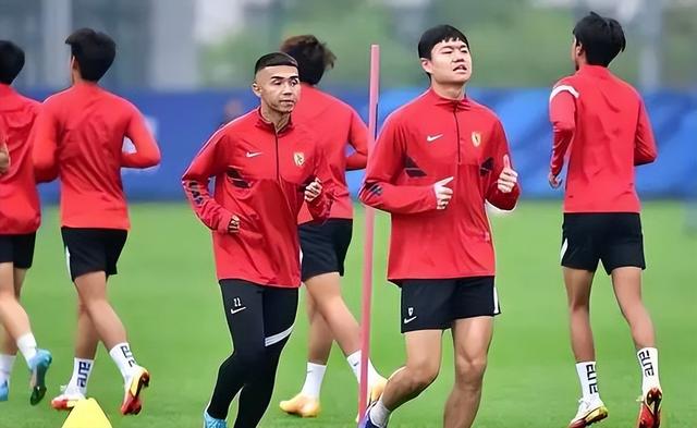 国足未来晋级前景并非一片暗淡！未来两连胜就稳获附加赛资格